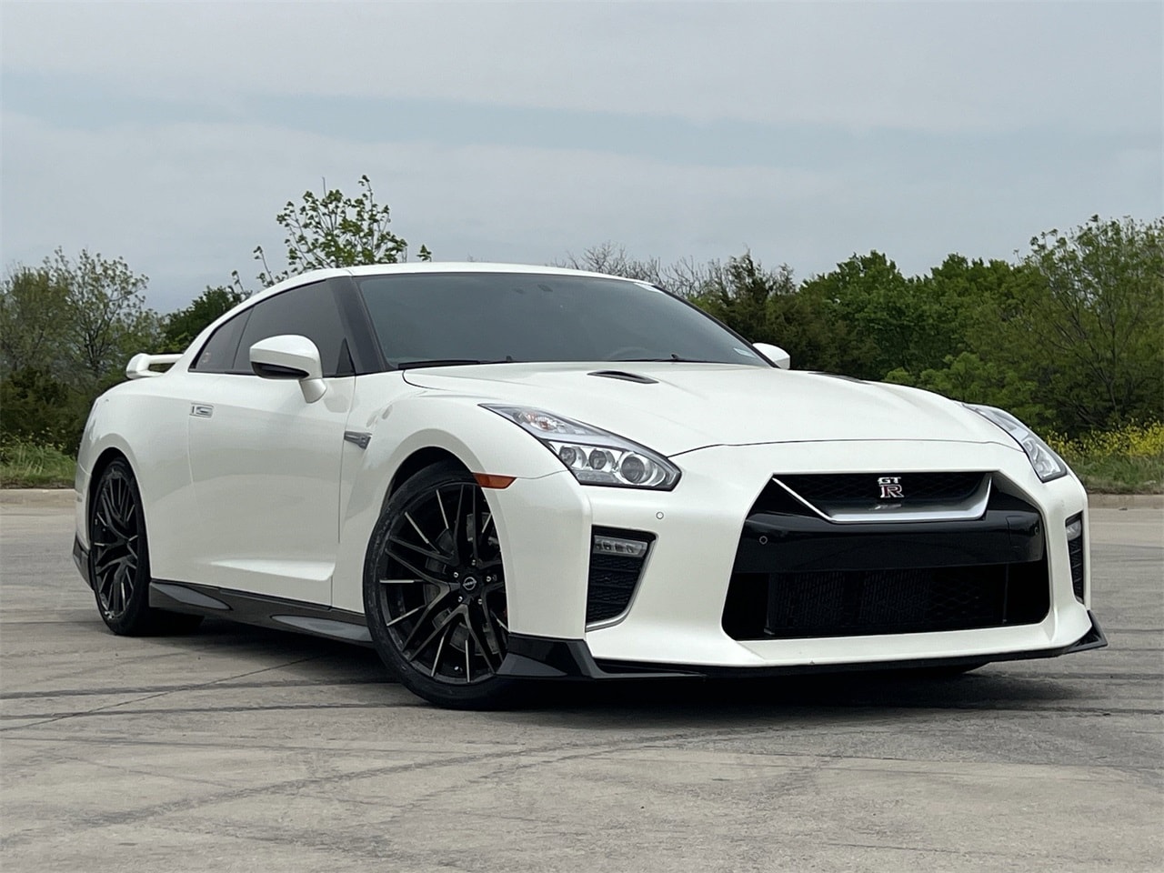 Used 2023 Nissan GT-R Premium with VIN JN1AR5BF4PM200085 for sale in Frisco, TX