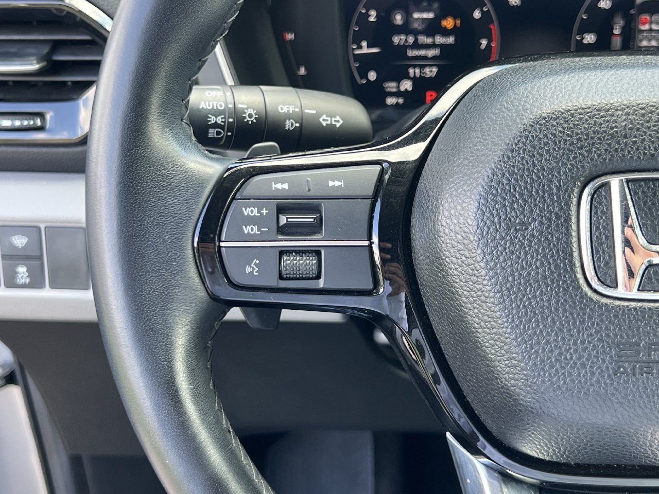 2023 Honda Pilot Elite - Photo 12