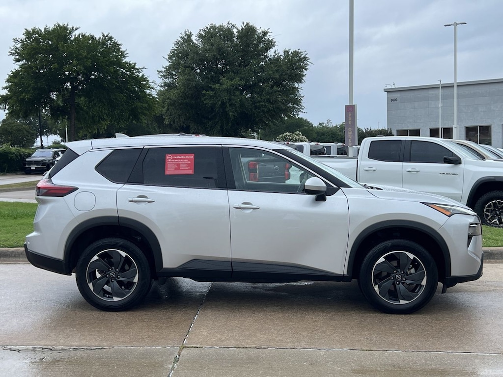Used 2025 Nissan Rogue SV SUV