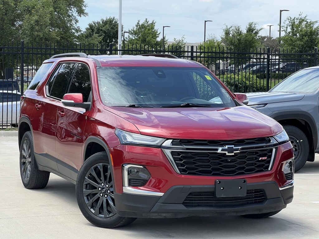 Used 2023 Chevrolet Traverse RS SUV