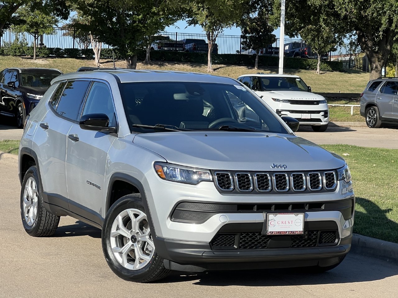 Silver Zynith 2025 Jeep Compass SUV / Crossover Four-Wheel Drive 8-Speed Automatic
