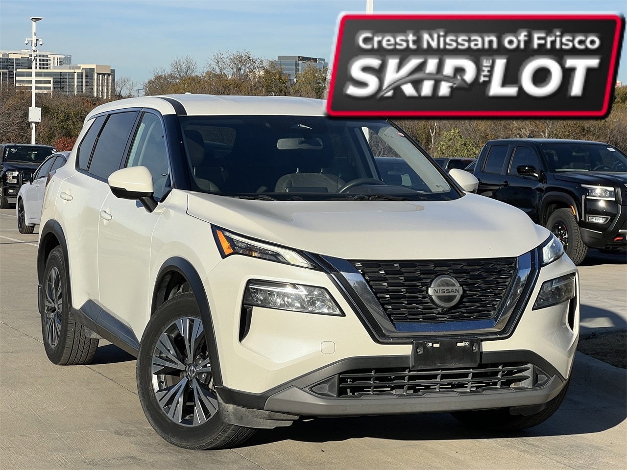 2021 Nissan Rogue SV's photo