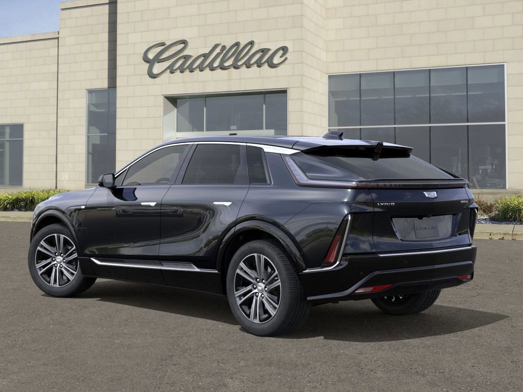 2025 Cadillac Lyriq Luxury photo 2
