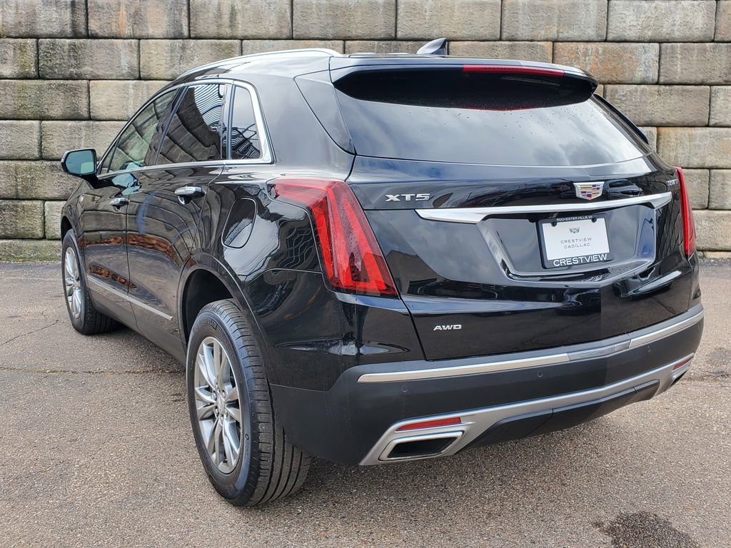 2022 Cadillac XT5 Premium Luxury photo 3