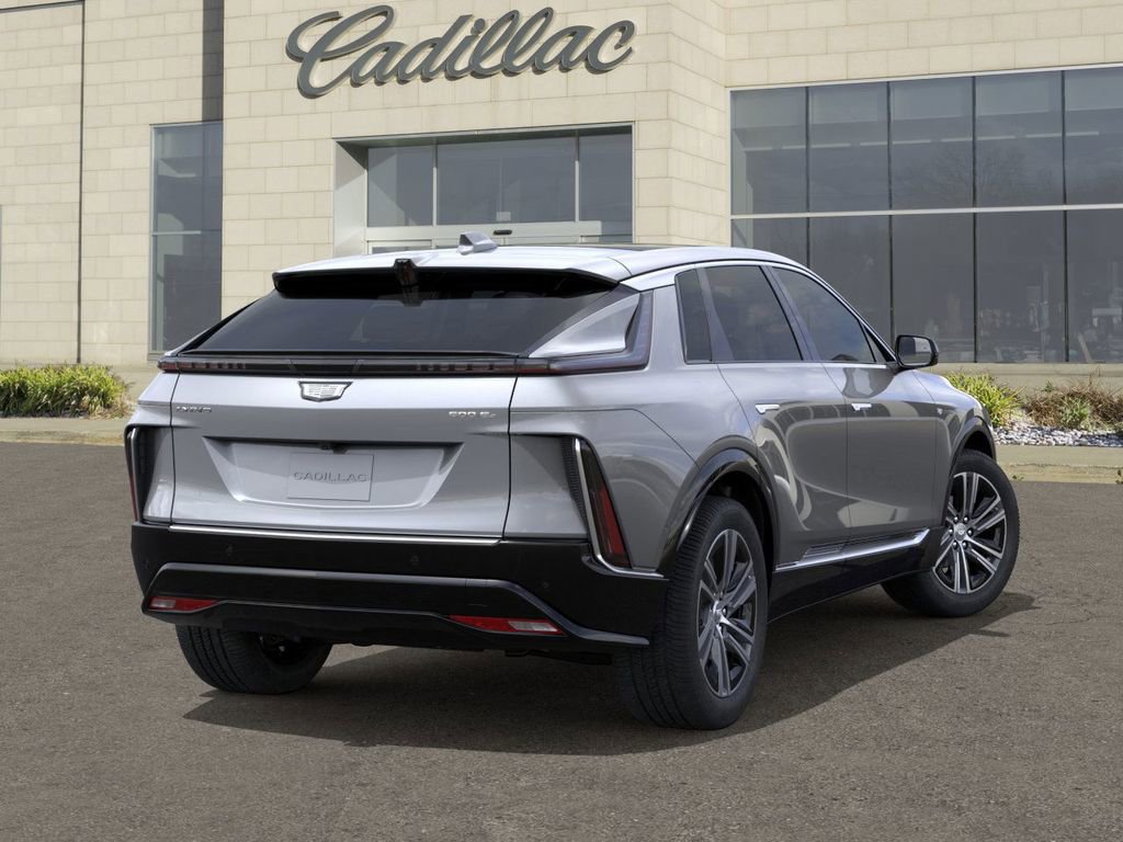 2025 Cadillac Lyriq Luxury photo 3