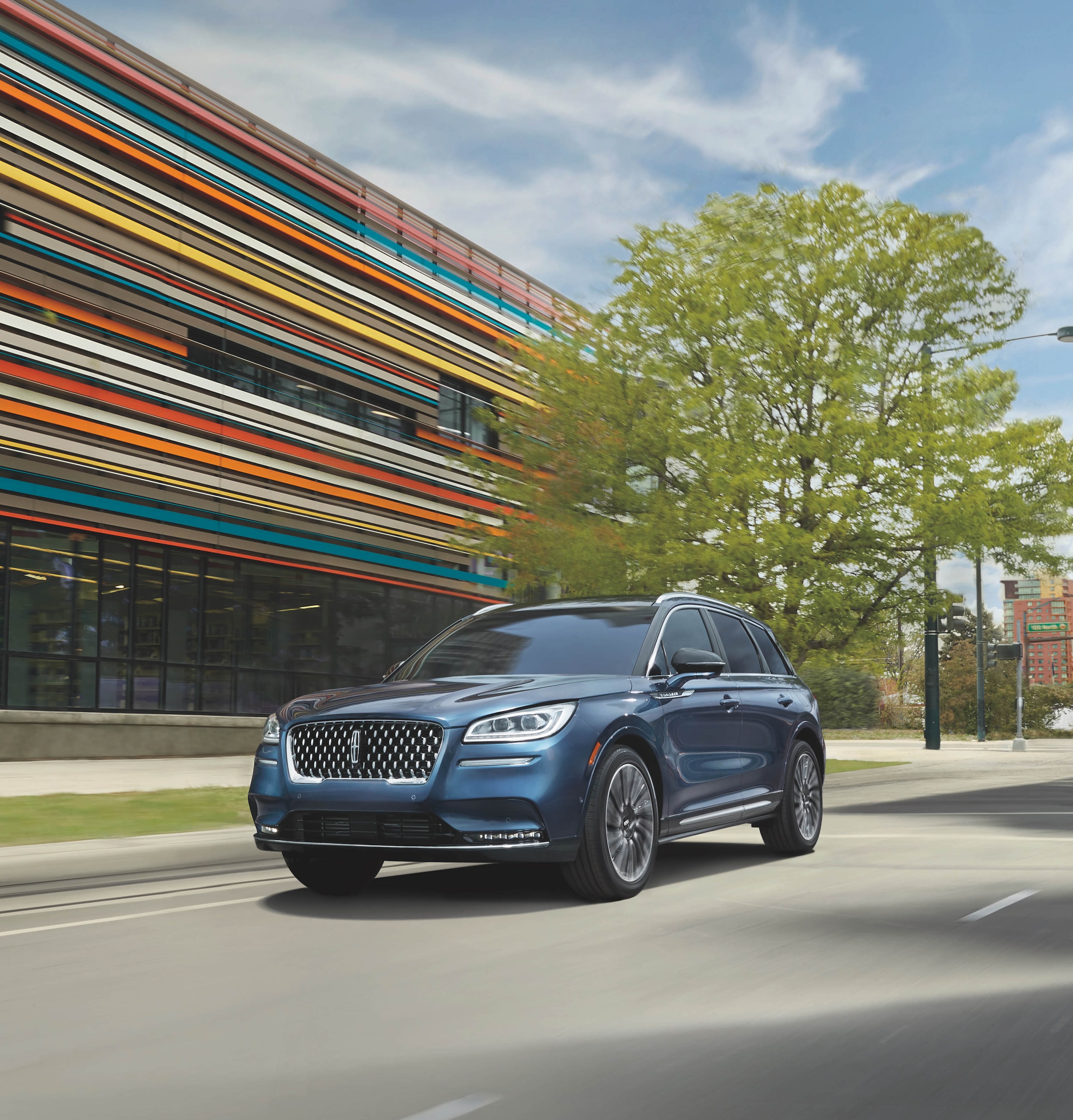 New Lincoln and Used Car Dealership Crest Lincoln of Woodbridge