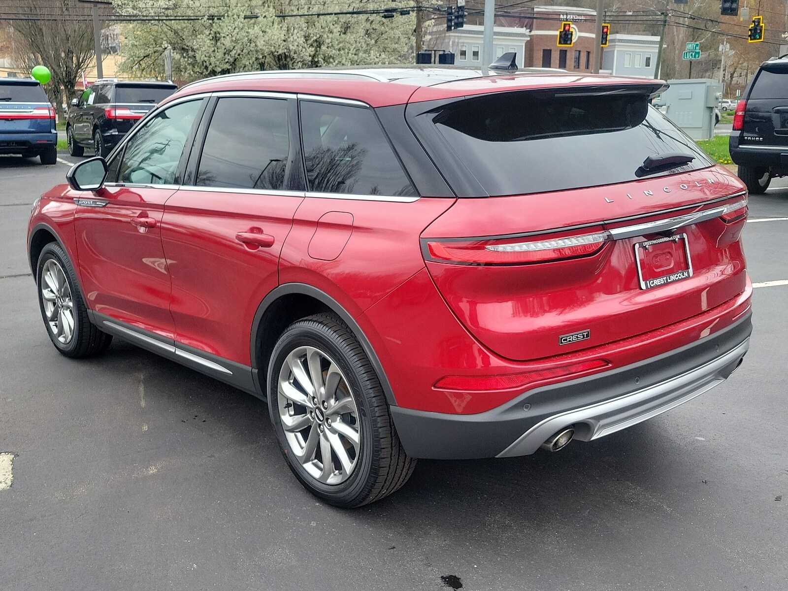 2021 Lincoln Corsair Standard photo 4