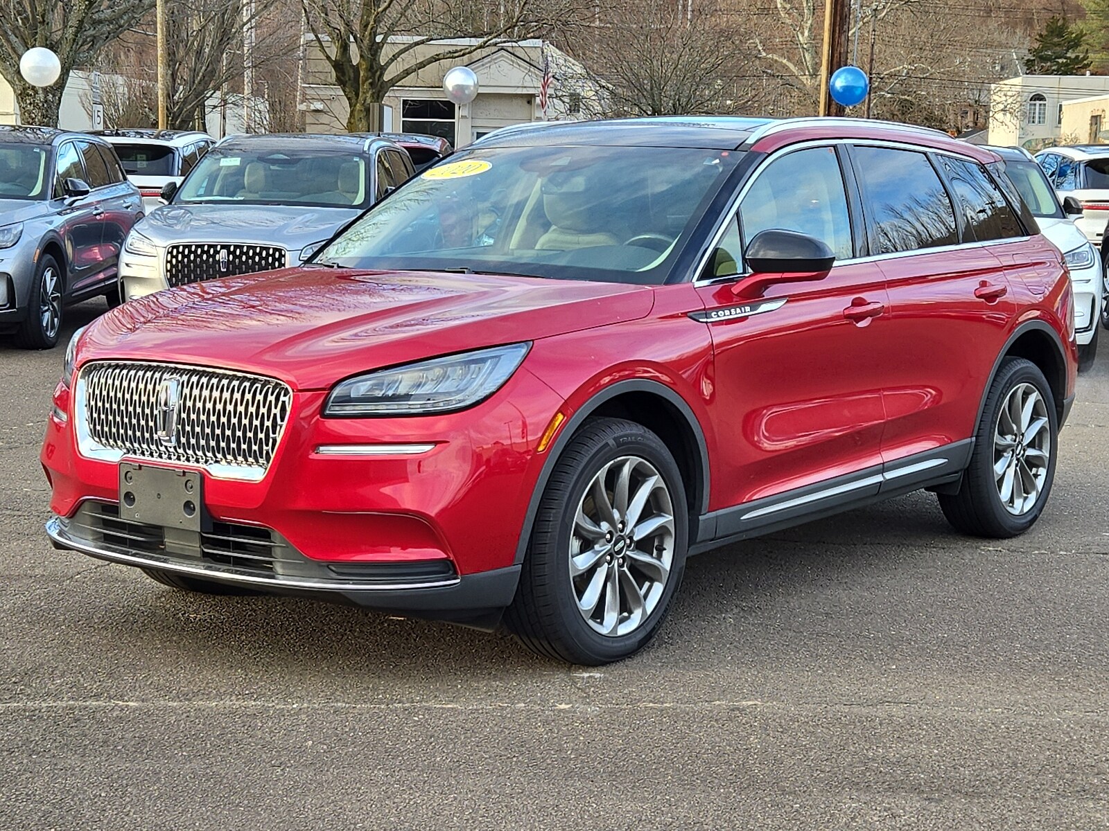 2020 Lincoln Corsair Standard photo 3