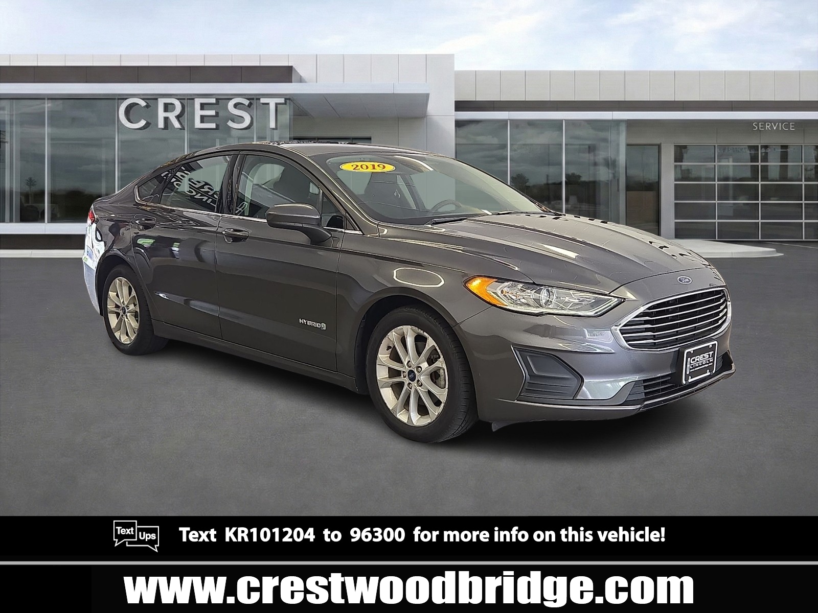 2019 Ford Fusion SE's photo