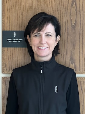 Staff member Julie Fitzpatrick from ID_ab191399a104