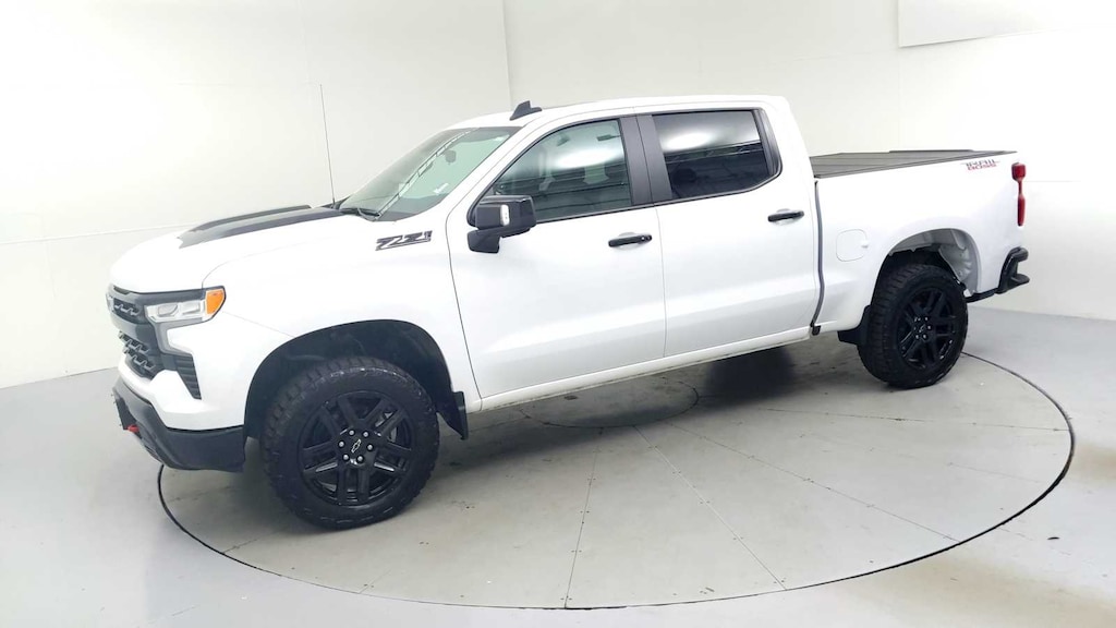 Used 2024 Chevrolet Silverado 1500 LT Trail Boss Truck Crew Cab