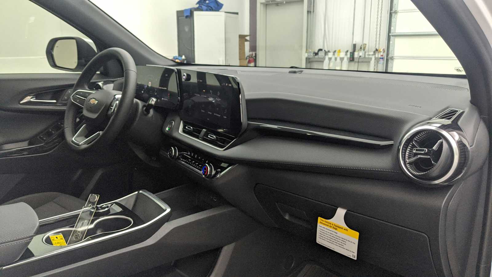 2026 Chevrolet Equinox LT - Photo 25