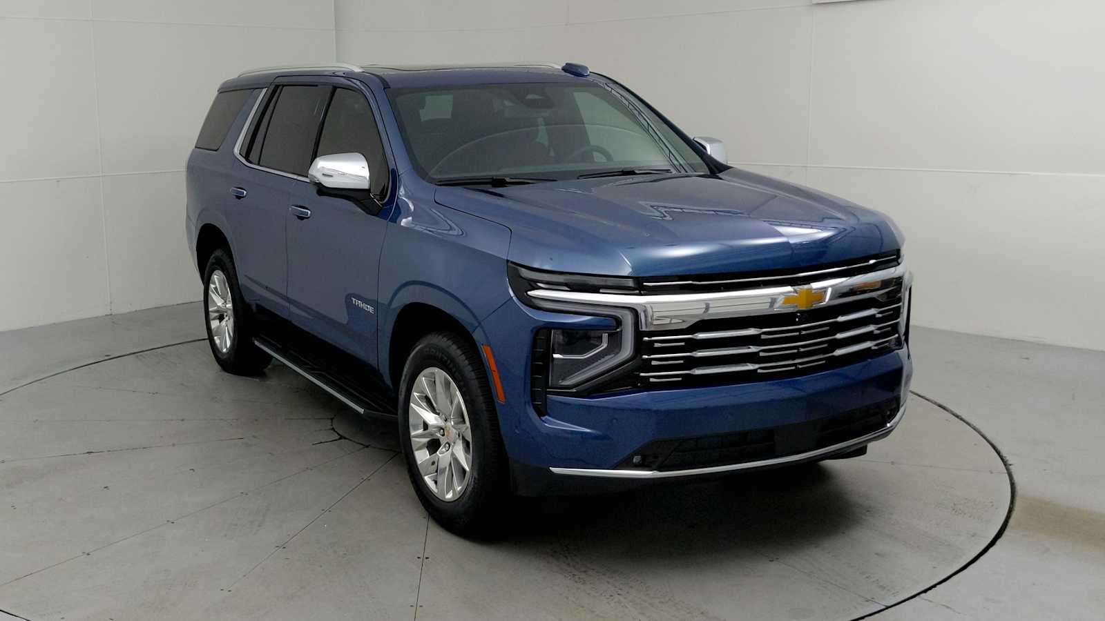 2026 Chevrolet Tahoe Premier photo 2