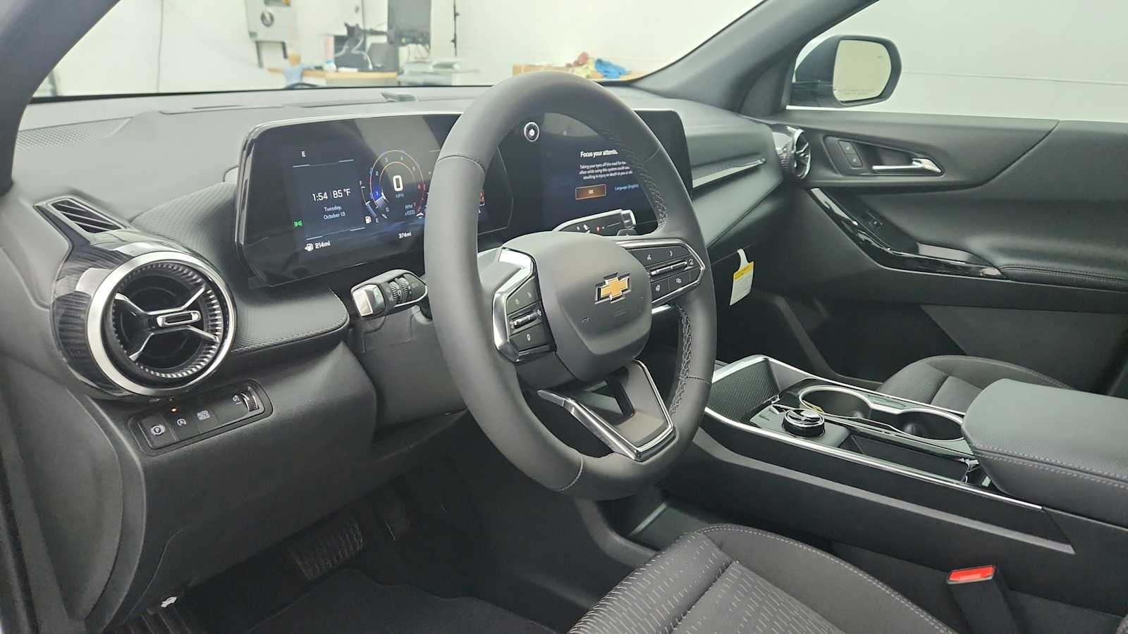 2027 Chevrolet Equinox LT - Photo 11