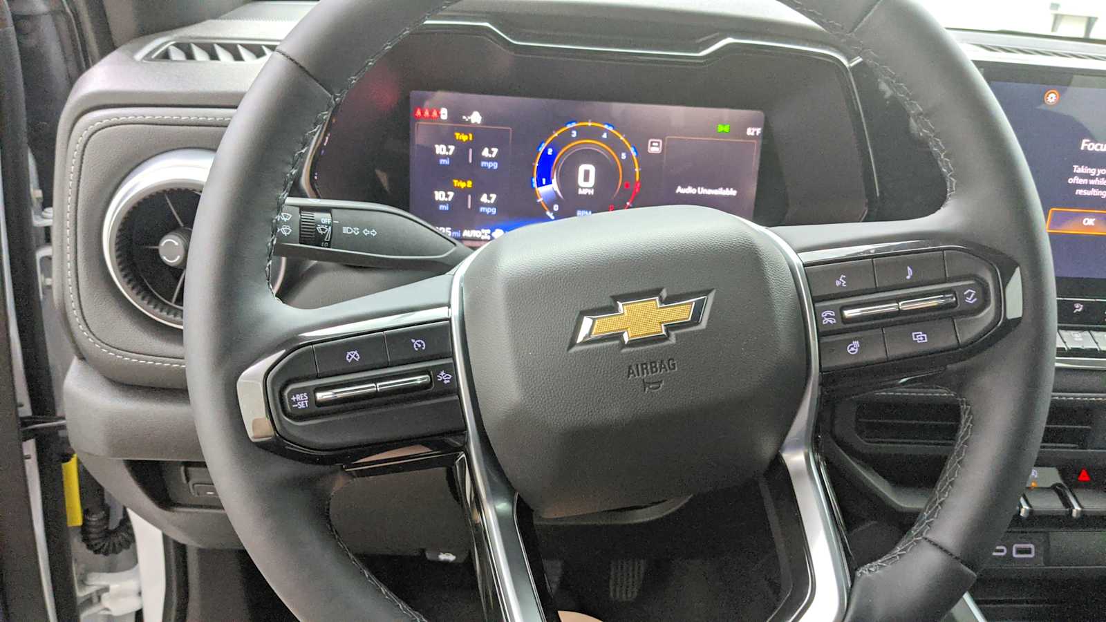 2025 Chevrolet Colorado LT - Photo 17