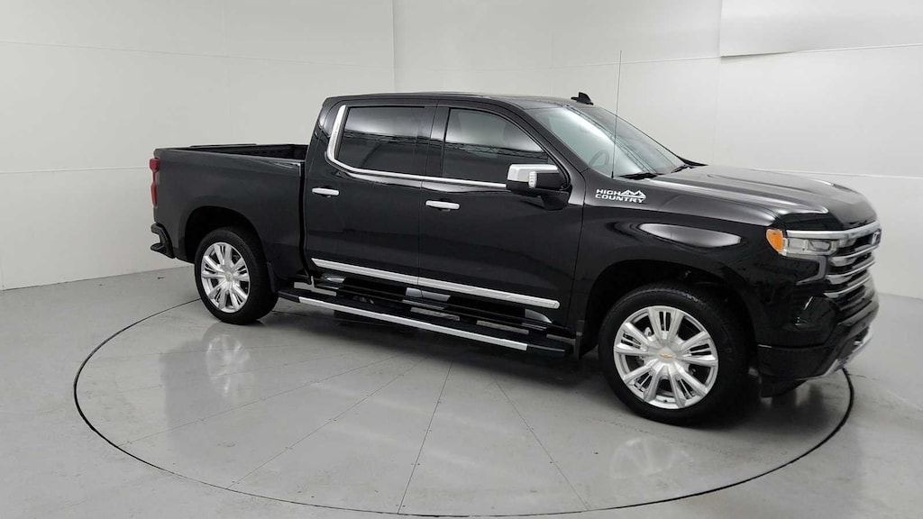 Used 2025 Chevrolet Silverado 1500 High Country Truck Crew Cab
