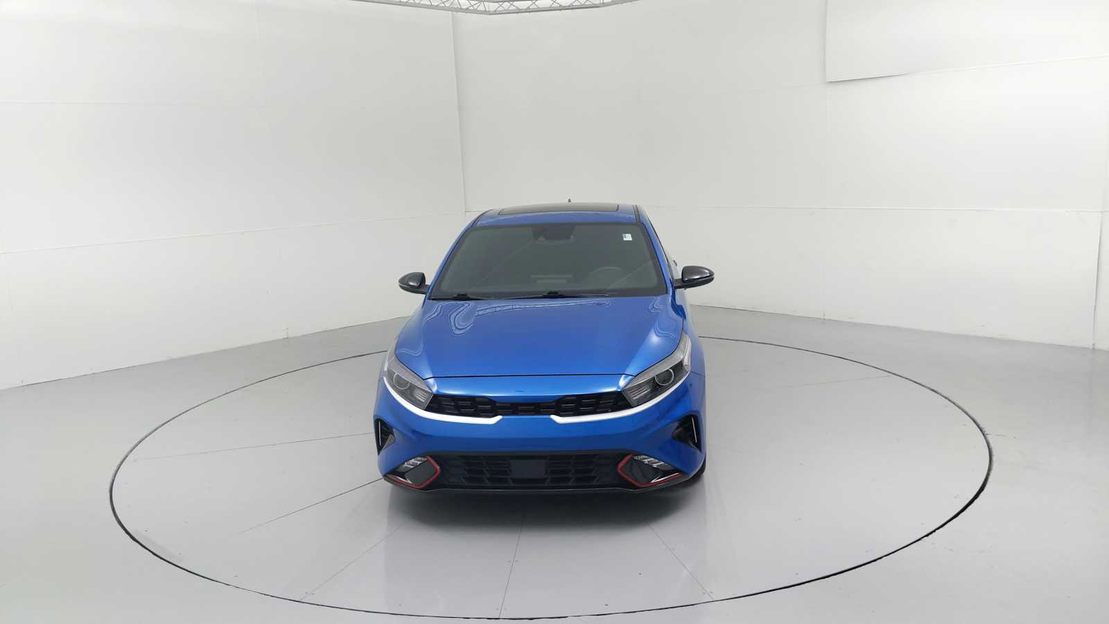 2023 Kia Forte GT-Line photo 2