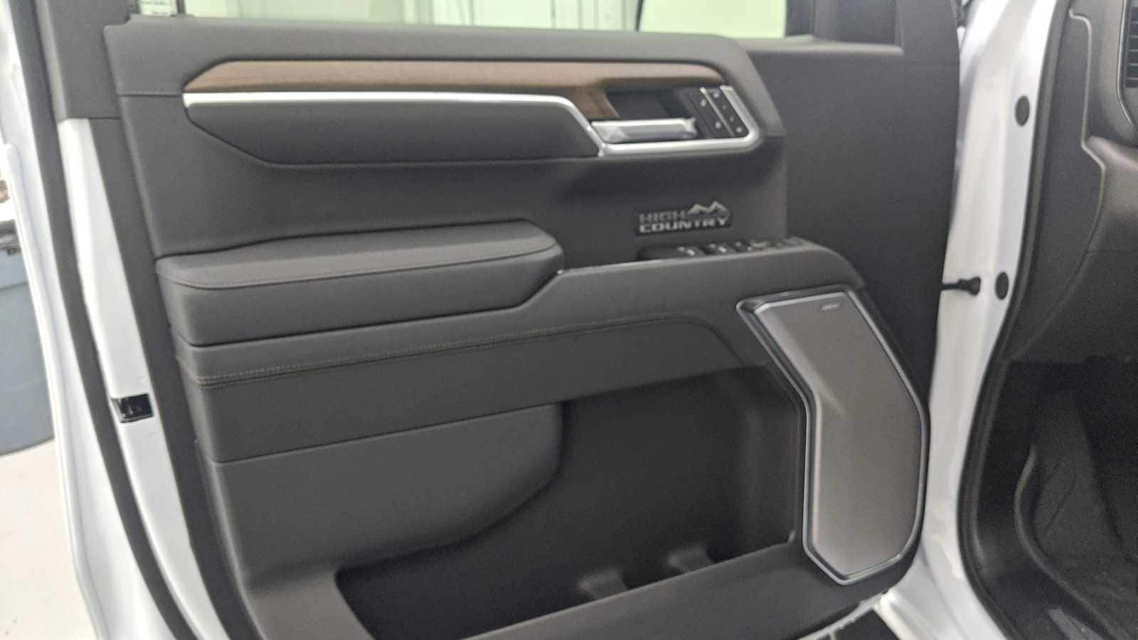 2026 Chevrolet Silverado 1500 High Country - Photo 22