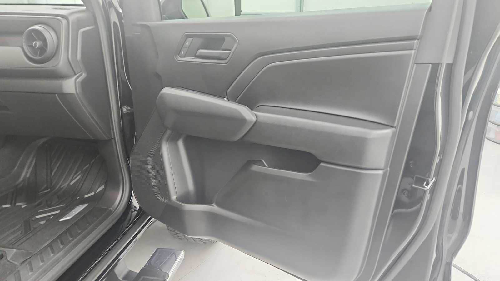 2026 Chevrolet Colorado Trail Boss - Photo 27