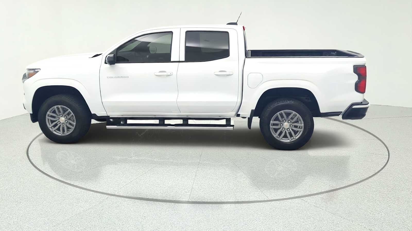 2026 Chevrolet Colorado LT - Photo 6