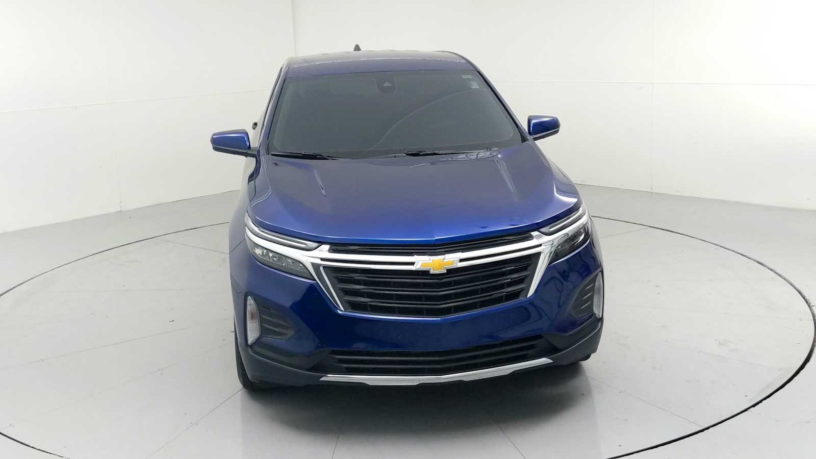 2023 Chevrolet Equinox LT photo 3