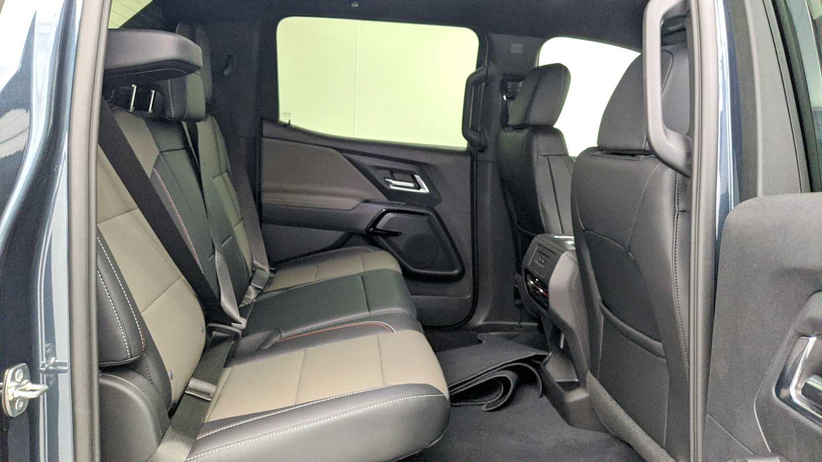 2026 Chevrolet Silverado EV Trail Boss - Photo 30