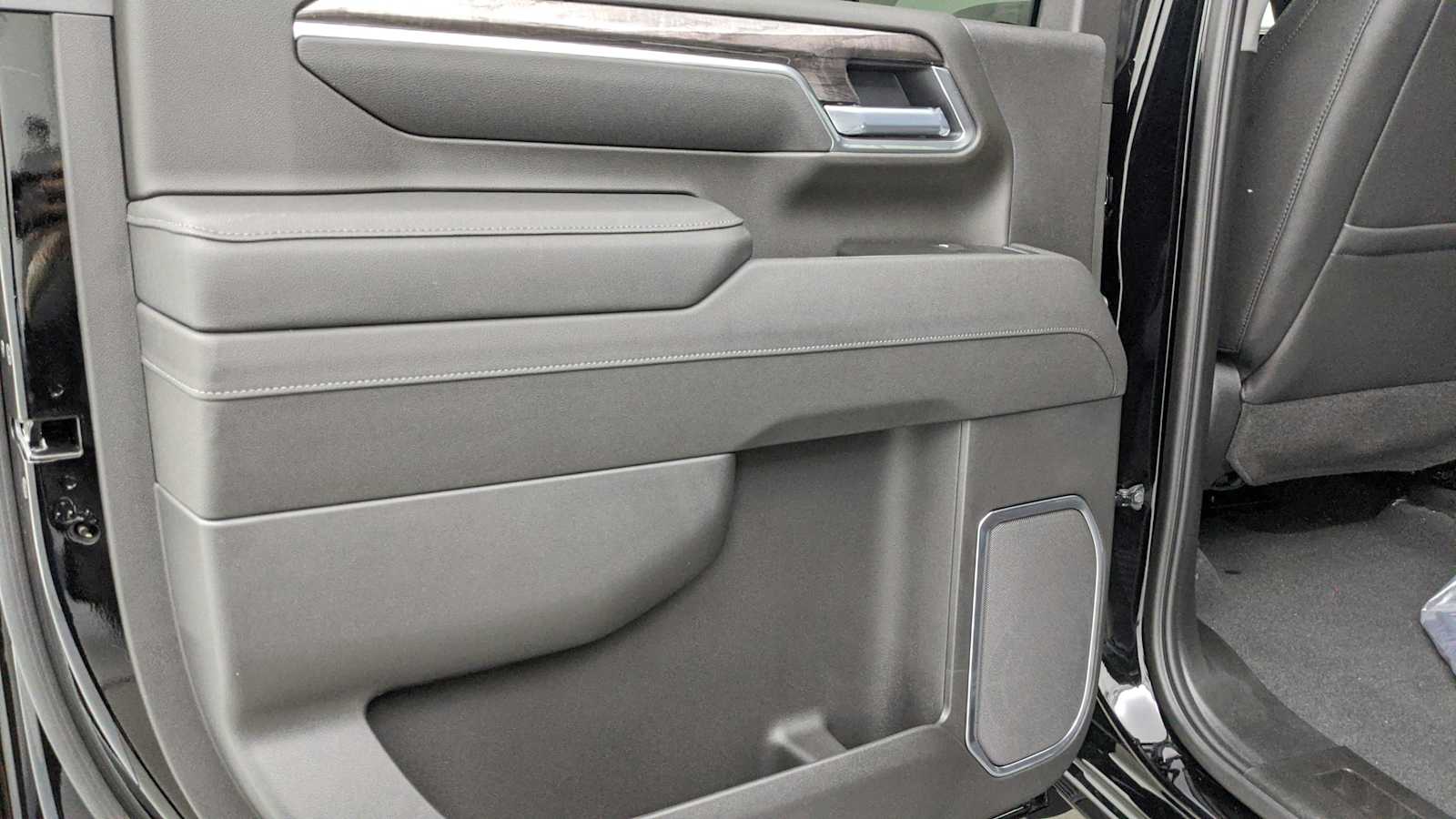 2026 Chevrolet Silverado 2500 HD LTZ - Photo 25