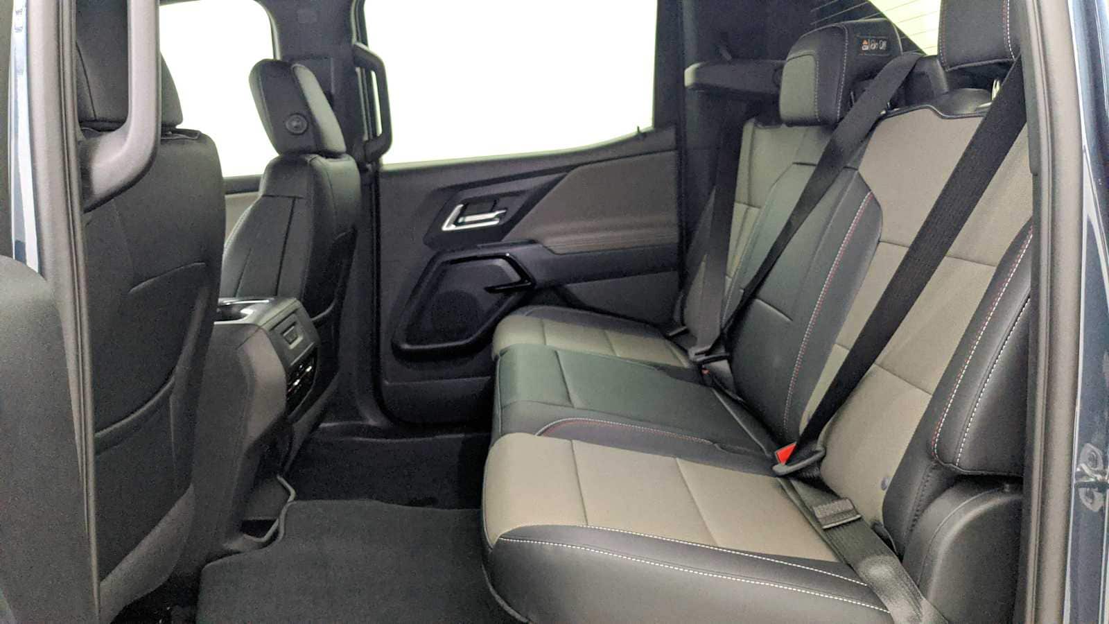 2026 Chevrolet Silverado EV Trail Boss - Photo 24