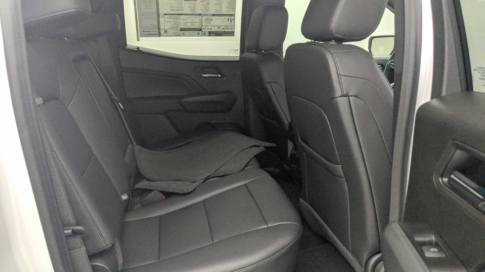 2026 Chevrolet Colorado LT - Photo 28