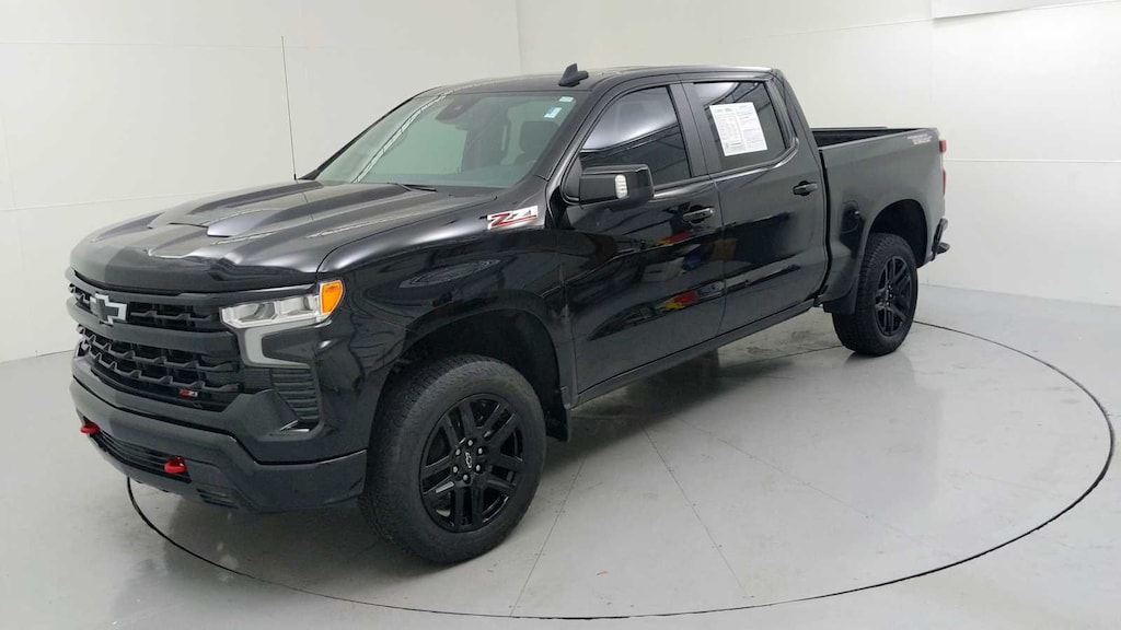 Used 2023 Chevrolet Silverado 1500 LT Trail Boss Truck Crew Cab