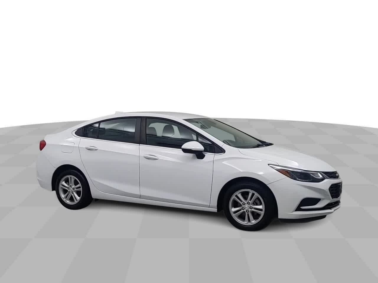 Used 2018 Chevrolet Cruze LT with VIN 1G1BE5SM1J7175446 for sale in Charleston, SC