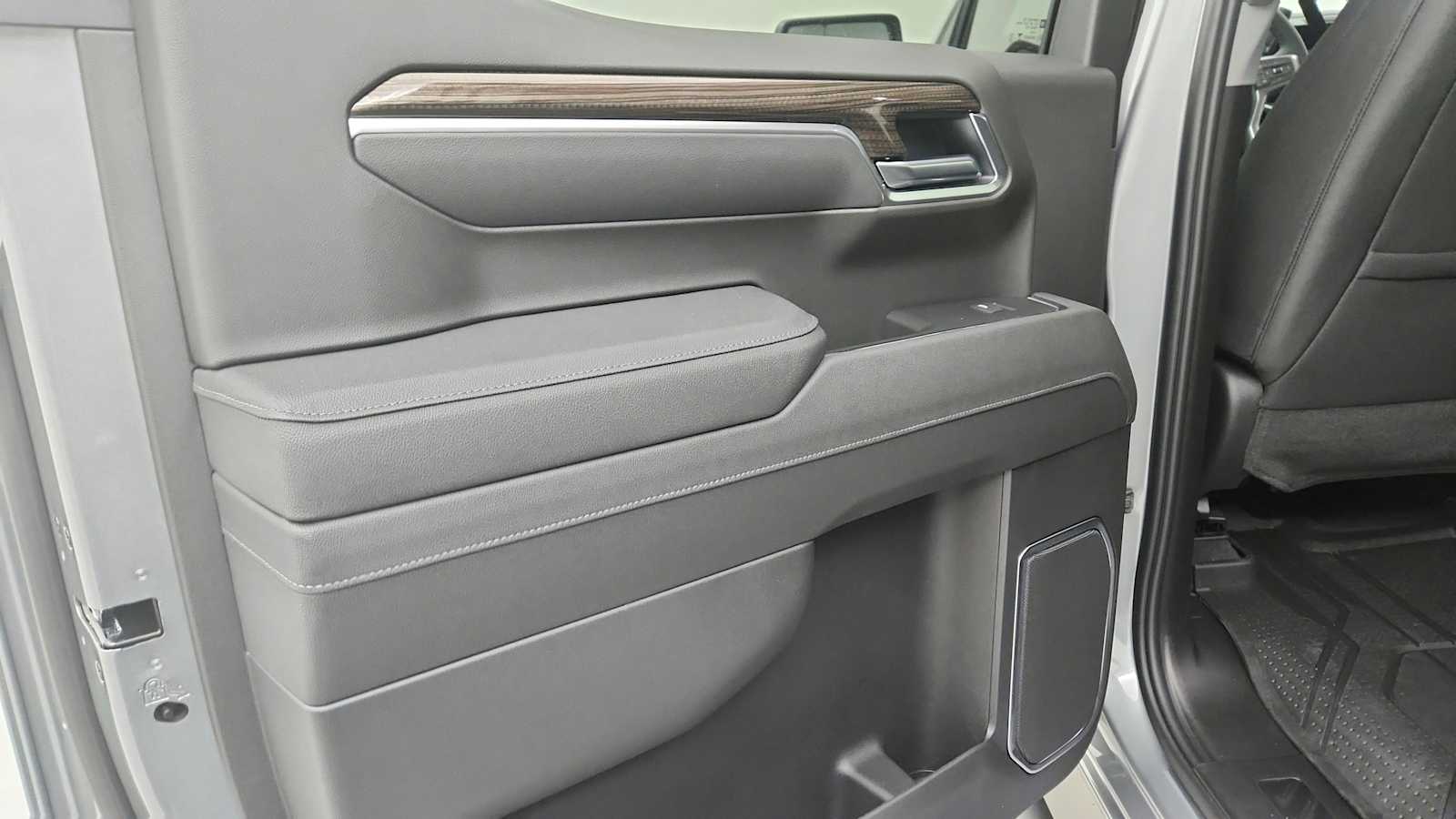2026 Chevrolet Silverado 1500 RST - Photo 22
