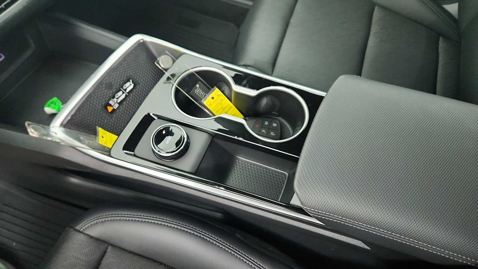 2027 Chevrolet Equinox LT - Photo 16