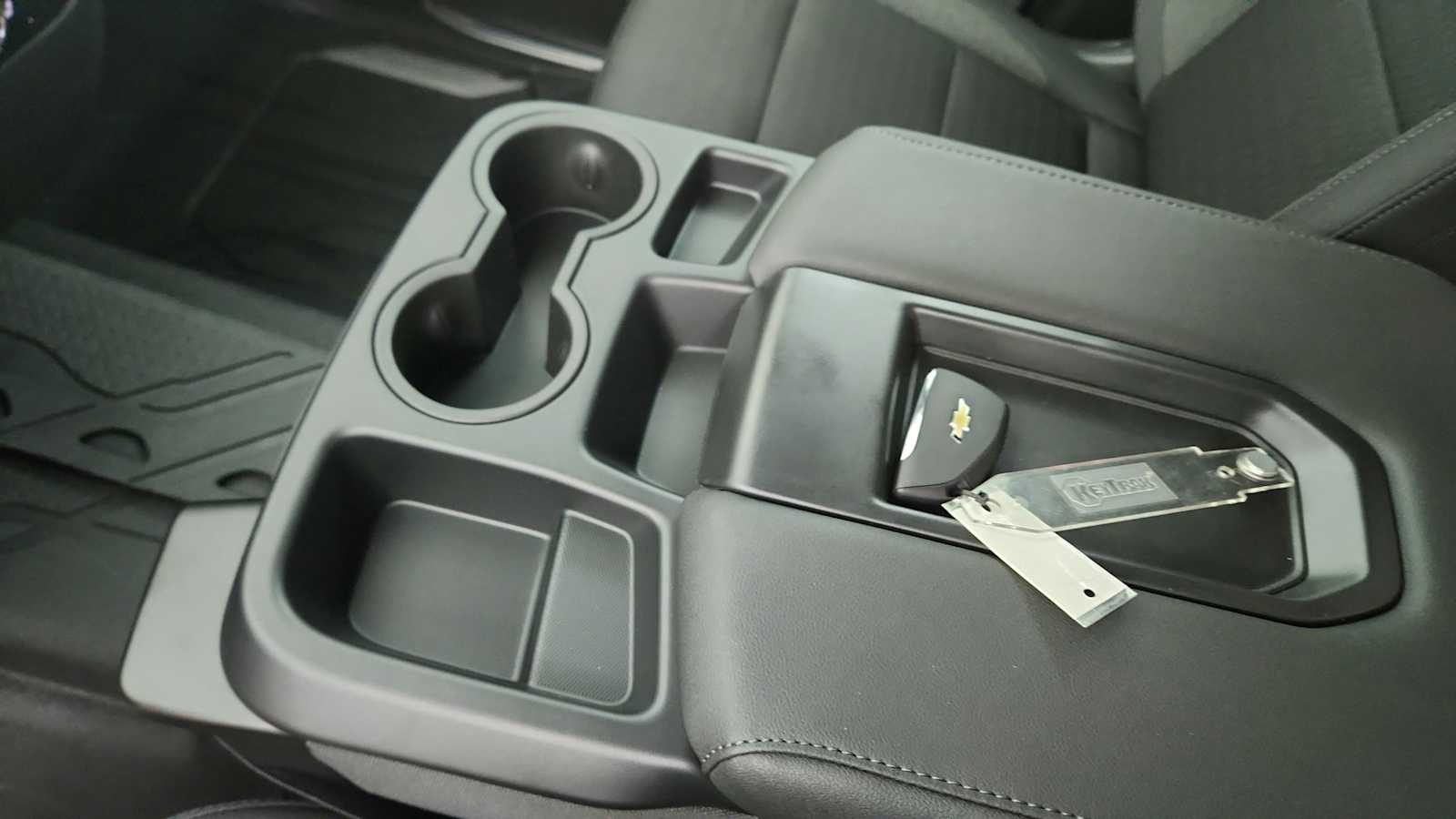 2026 Chevrolet Silverado 1500 RST - Photo 15