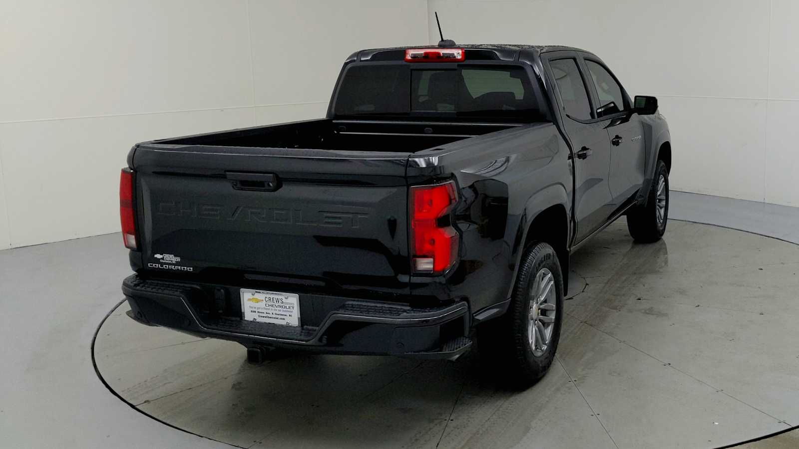 2026 Chevrolet Colorado LT photo 3