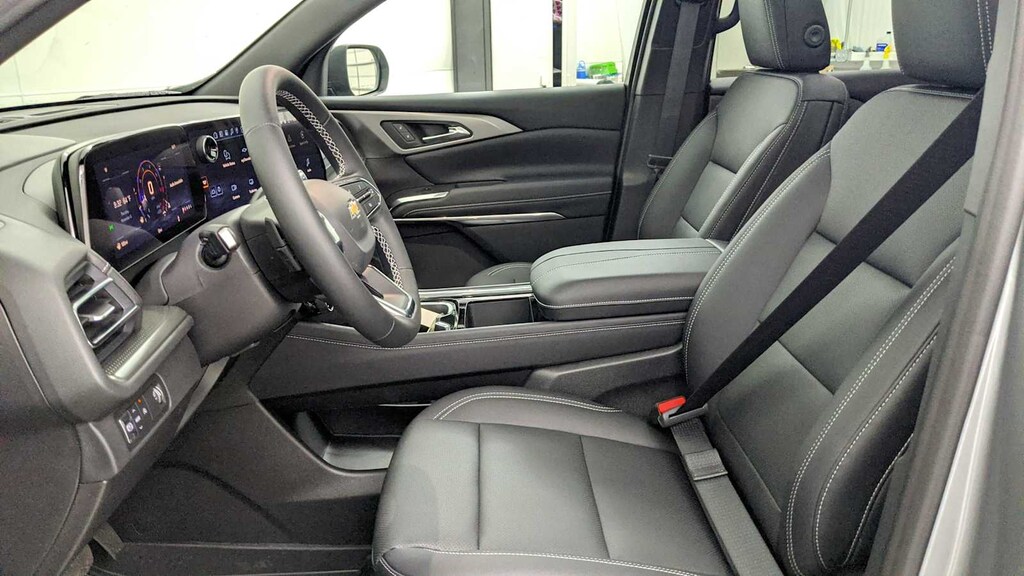 New 2026 Chevrolet Traverse LT SUV