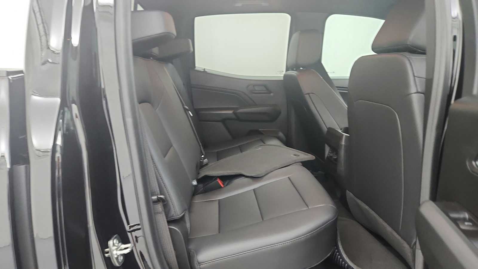2026 Chevrolet Colorado Trail Boss - Photo 28