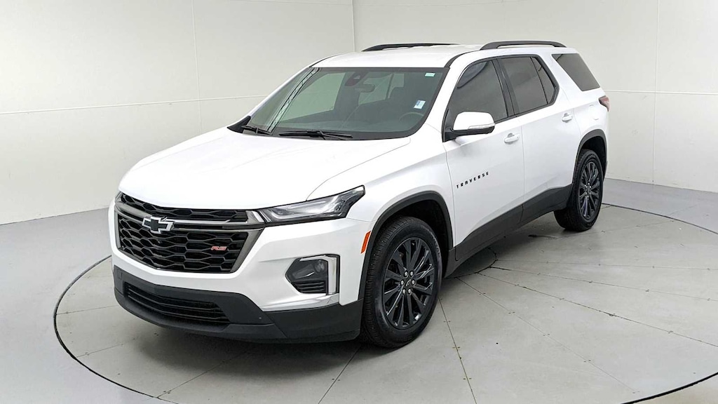 Used 2023 Chevrolet Traverse RS SUV