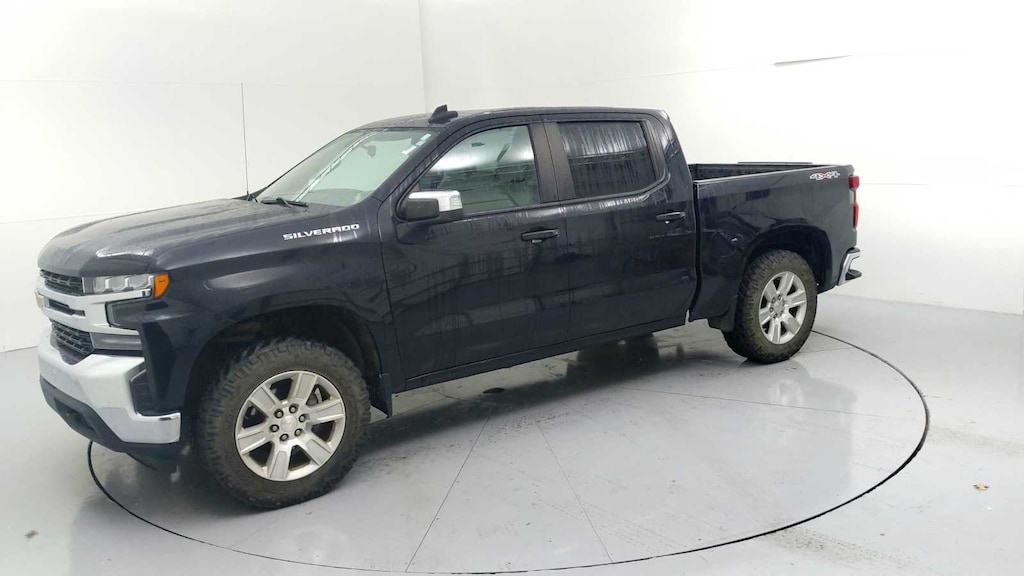 Used 2020 Chevrolet Silverado 1500 LT Truck Crew Cab