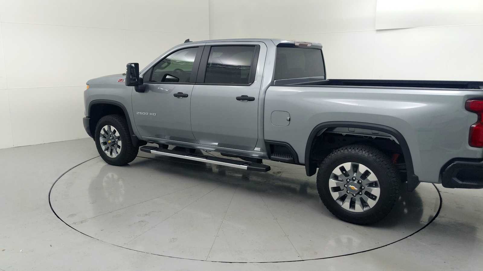 2026 Chevrolet Silverado 2500 HD Custom - Photo 7