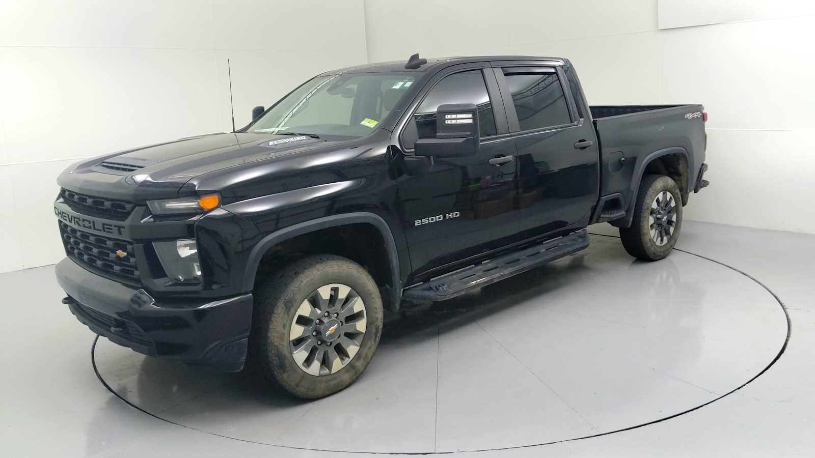 2022 Chevrolet Silverado 2500HD Custom photo 4