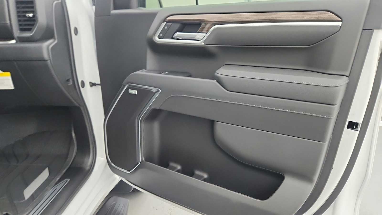 2026 Chevrolet Silverado 1500 RST - Photo 27