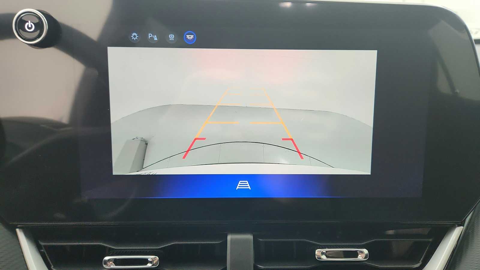 2027 Chevrolet Equinox LT - Photo 17