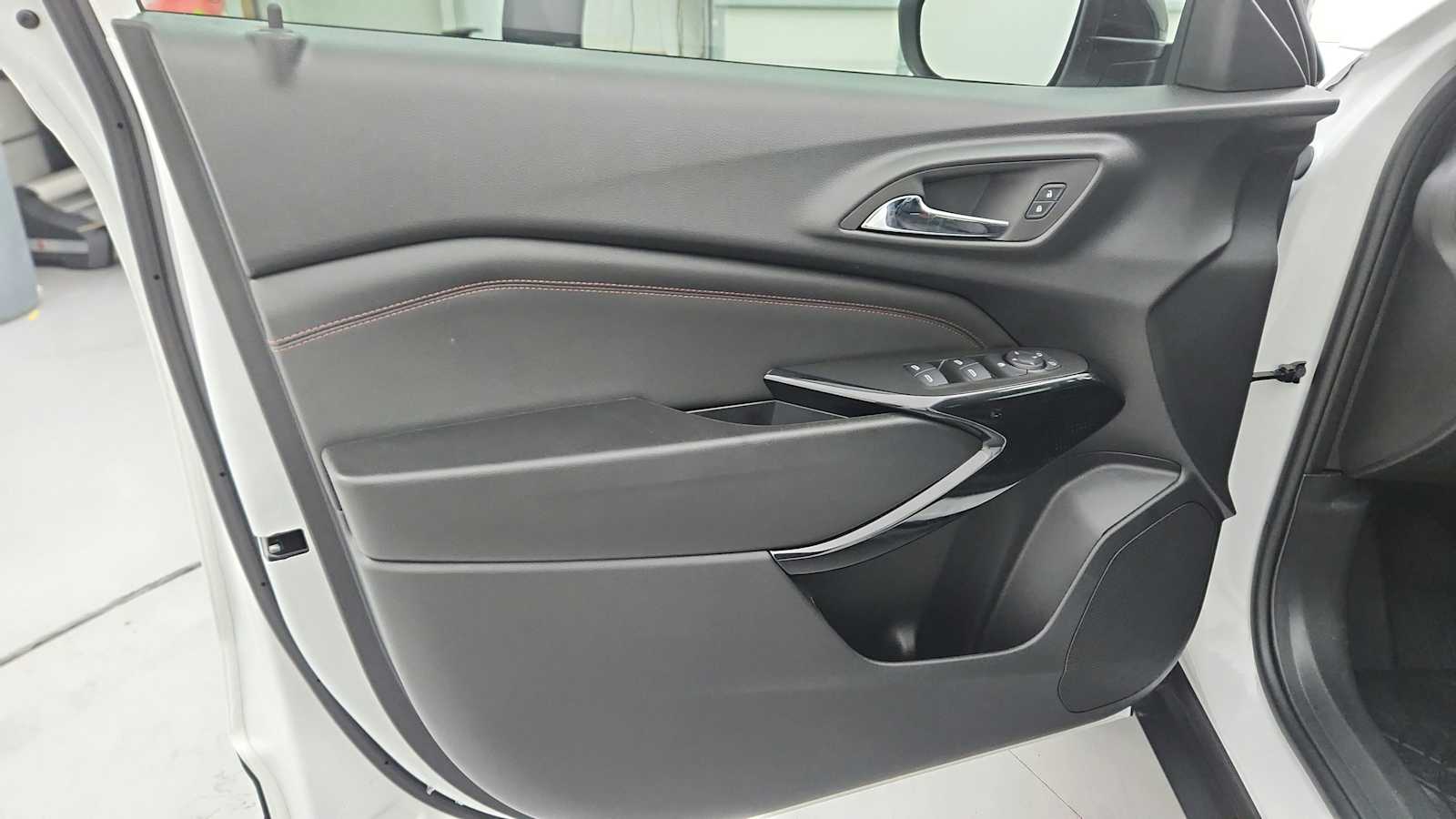 2026 Chevrolet Trax RS - Photo 21