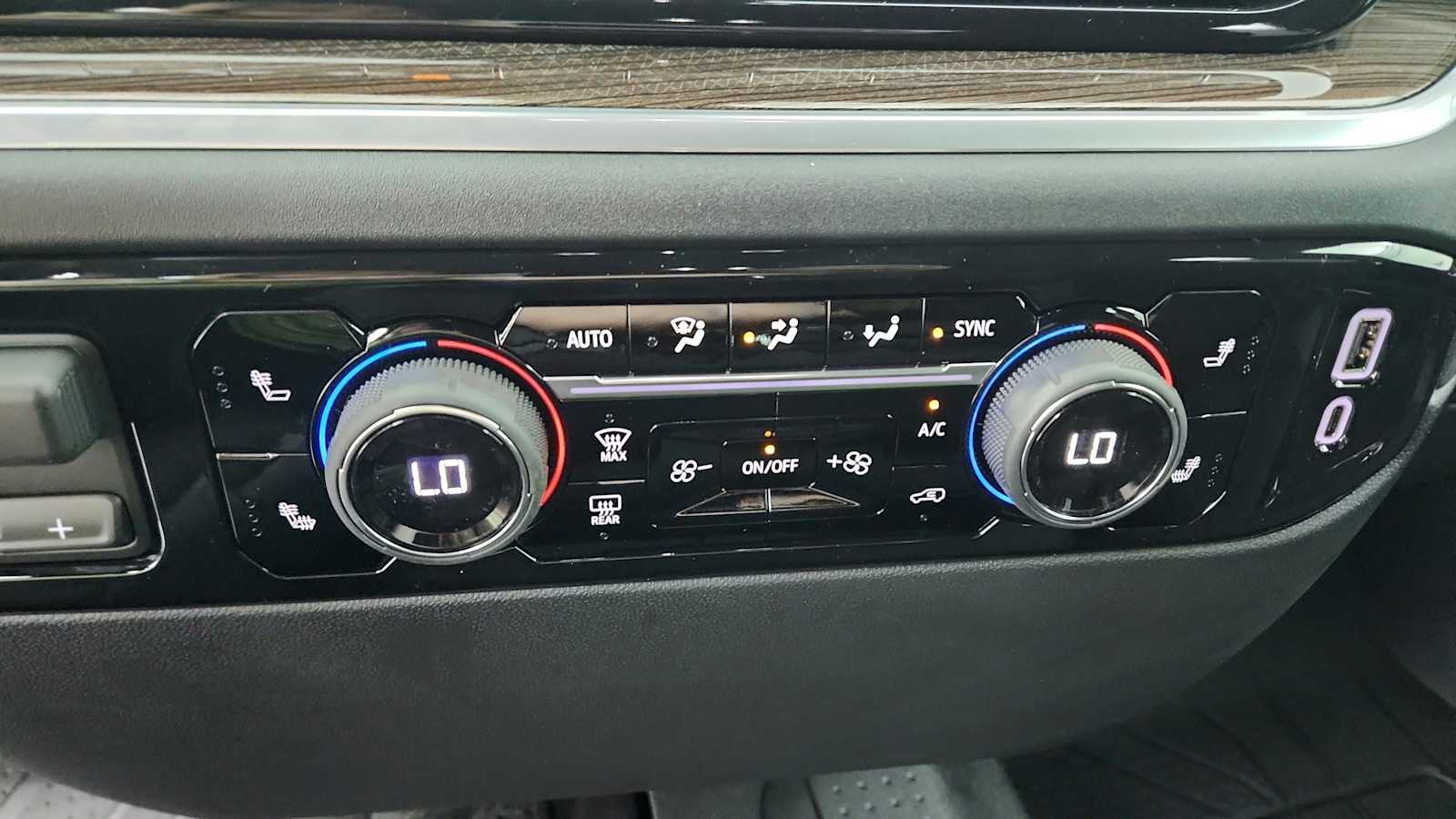 2026 Chevrolet Silverado 1500 RST - Photo 17