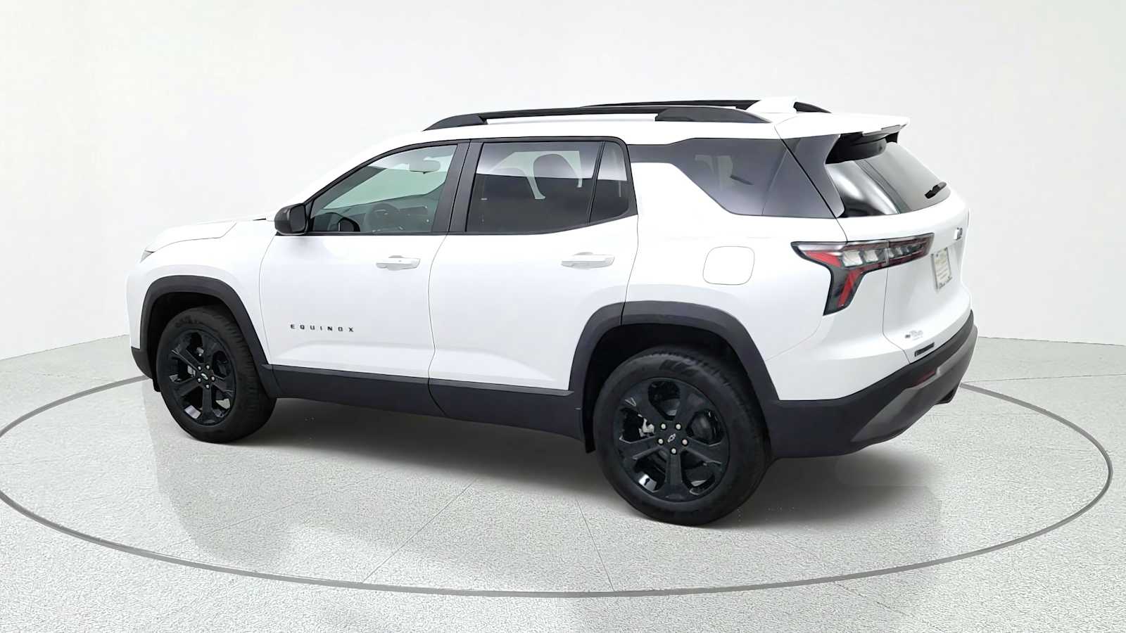 2027 Chevrolet Equinox LT - Photo 6