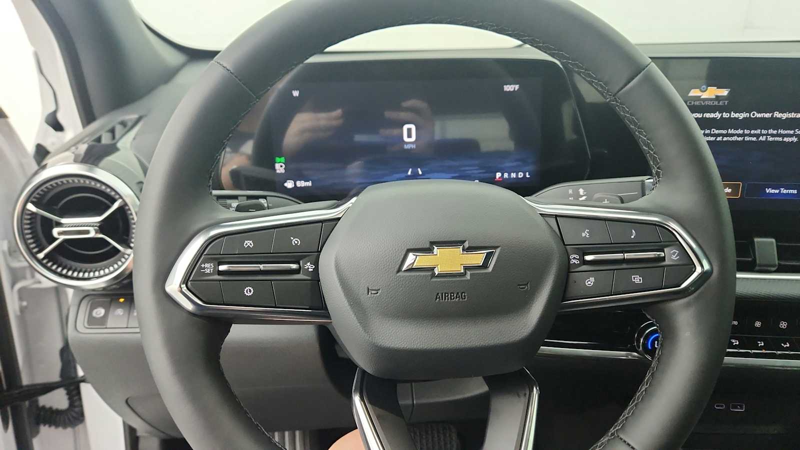 2027 Chevrolet Equinox LT - Photo 15