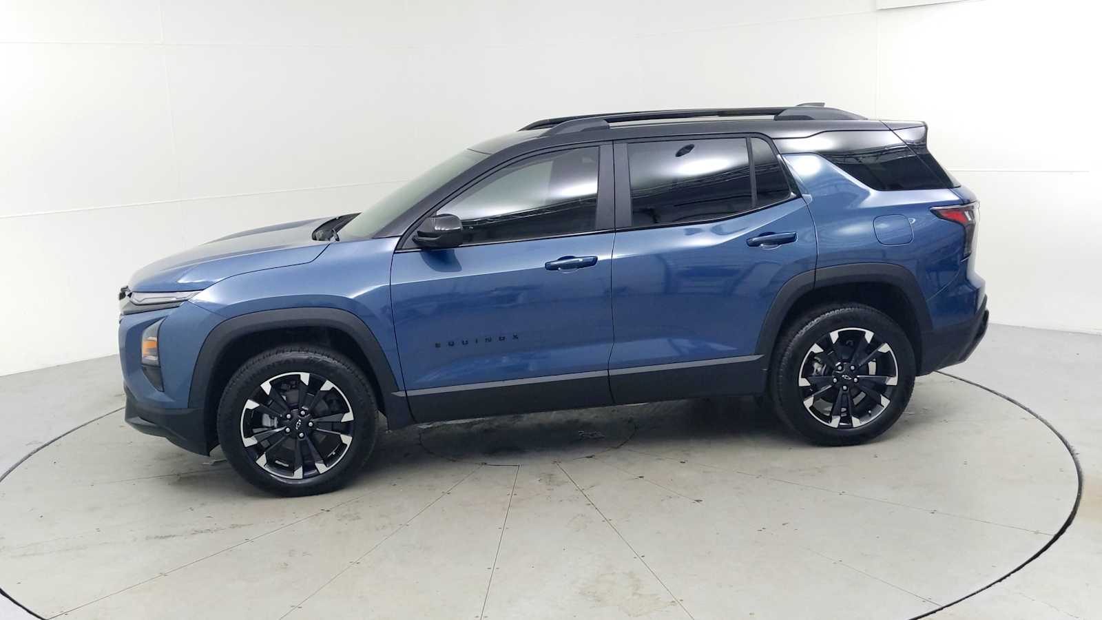 2025 Chevrolet Equinox RS photo 4