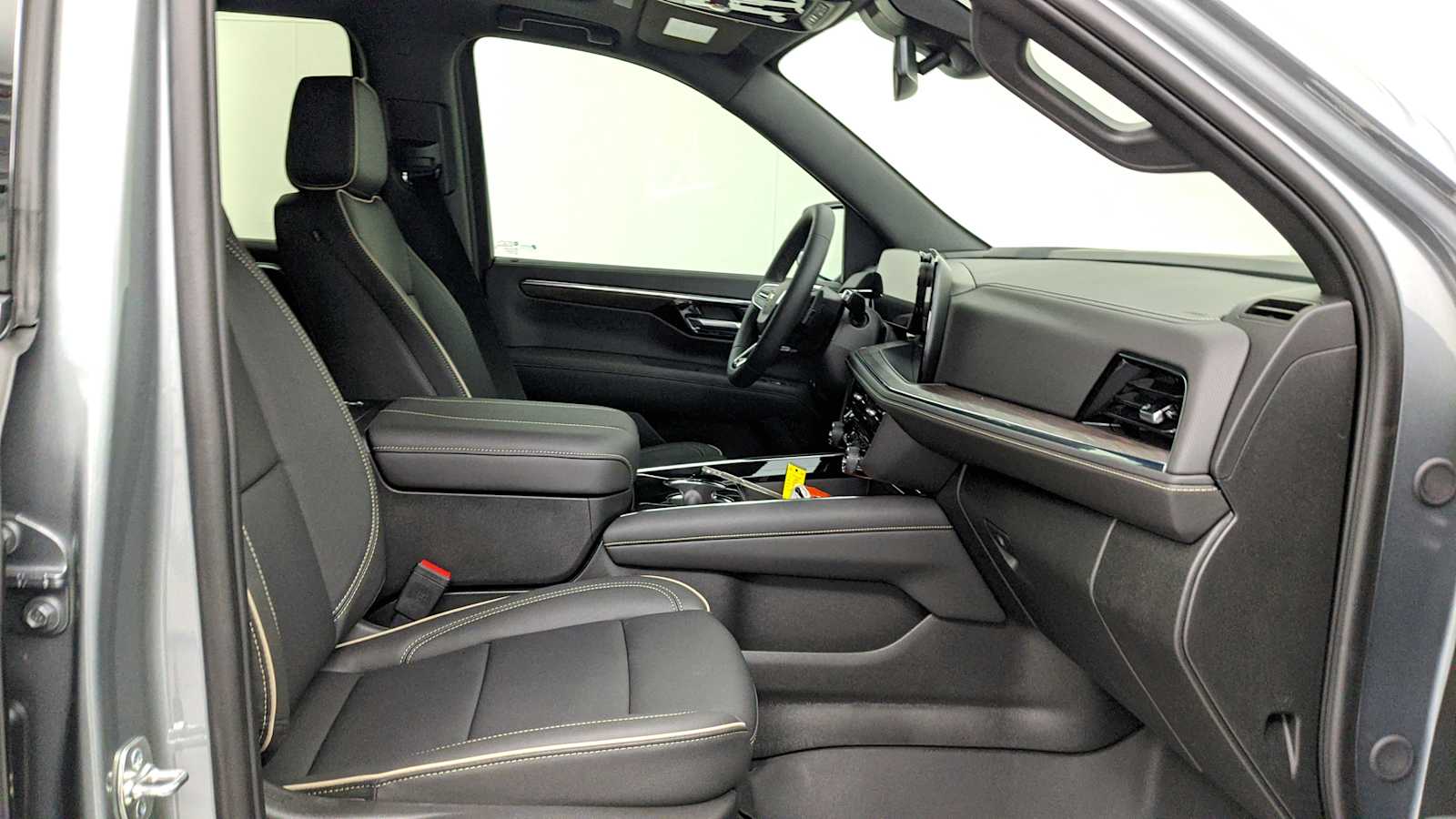 2026 Chevrolet Tahoe Premier - Photo 30