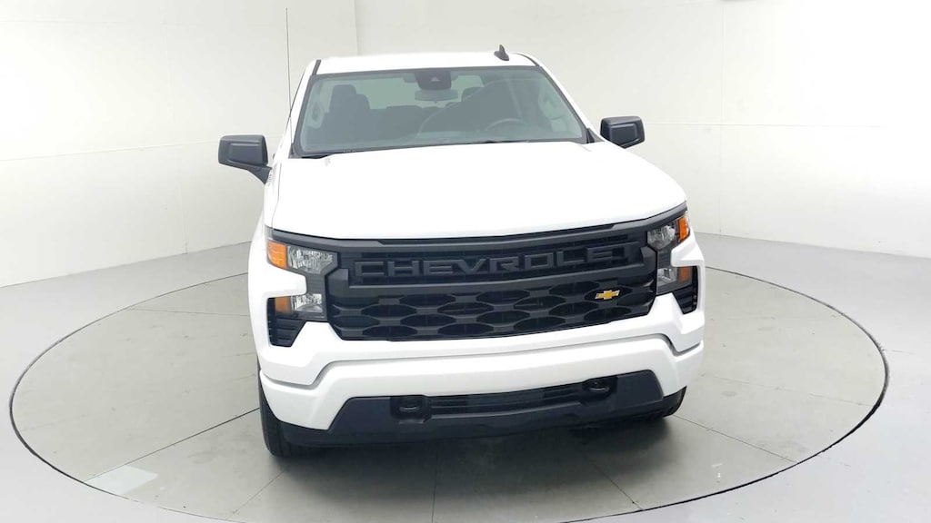 New 2026 Chevrolet Silverado 1500 Custom Truck